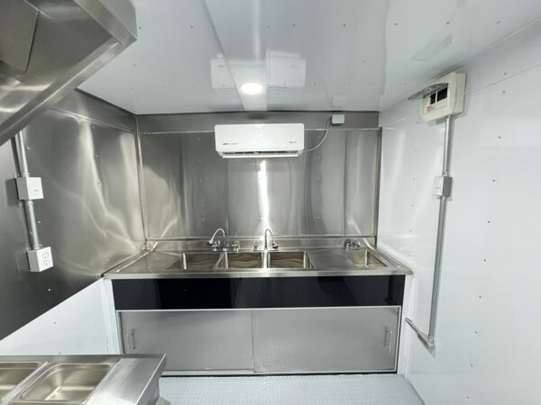 Food Trailer Black 8'x16’