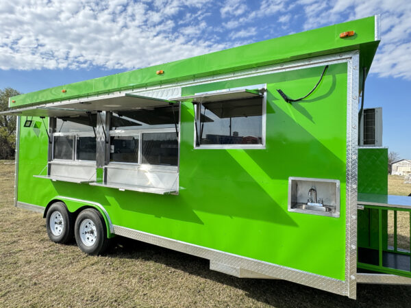 Green Food Trailer 8x20