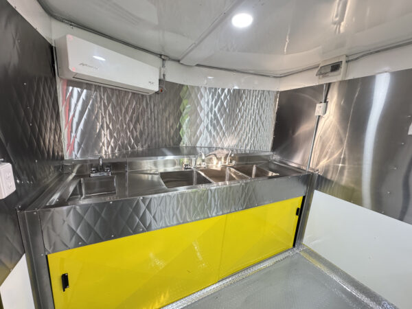 Yellow Food Trailer 8X20 - Image 22