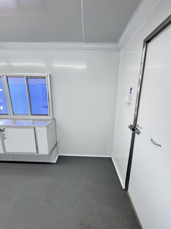 8'x18' Green Food Trailer - Image 20