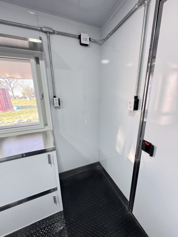 8X12 Red Food Trailer - Image 27