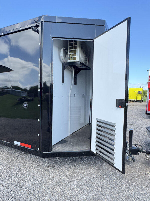Black 8'x16' Food Trailer - Image 12