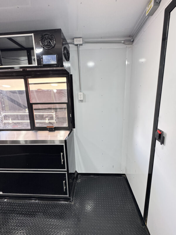 Black 8'x16' Food Trailer - Image 16