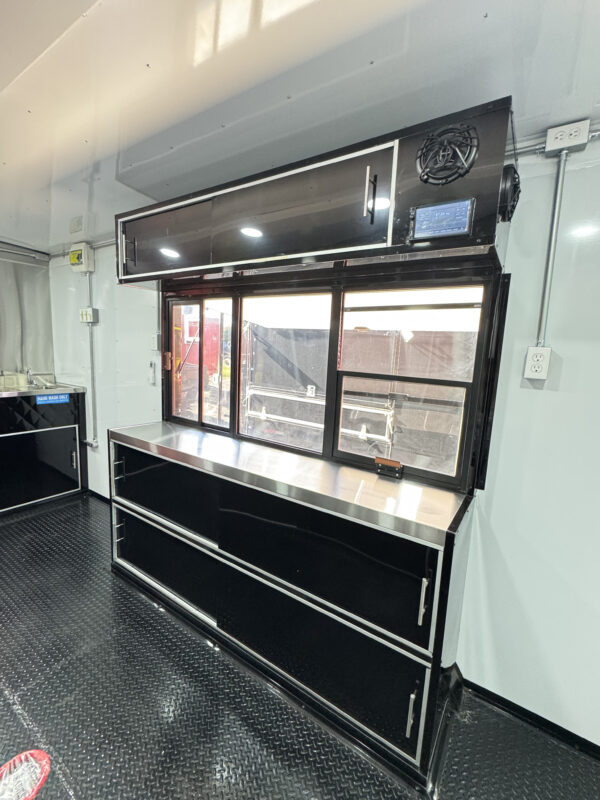 Black 8'x16' Food Trailer - Image 17
