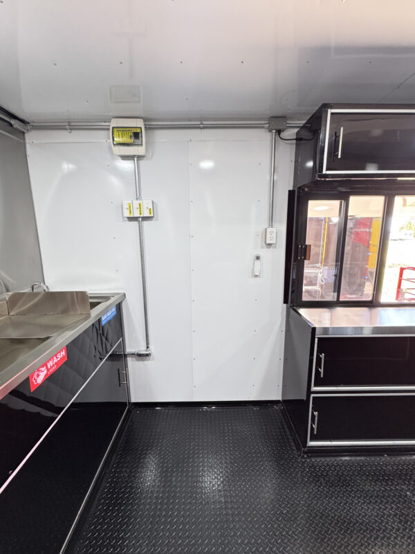 Black 8'x16' Food Trailer - Image 22