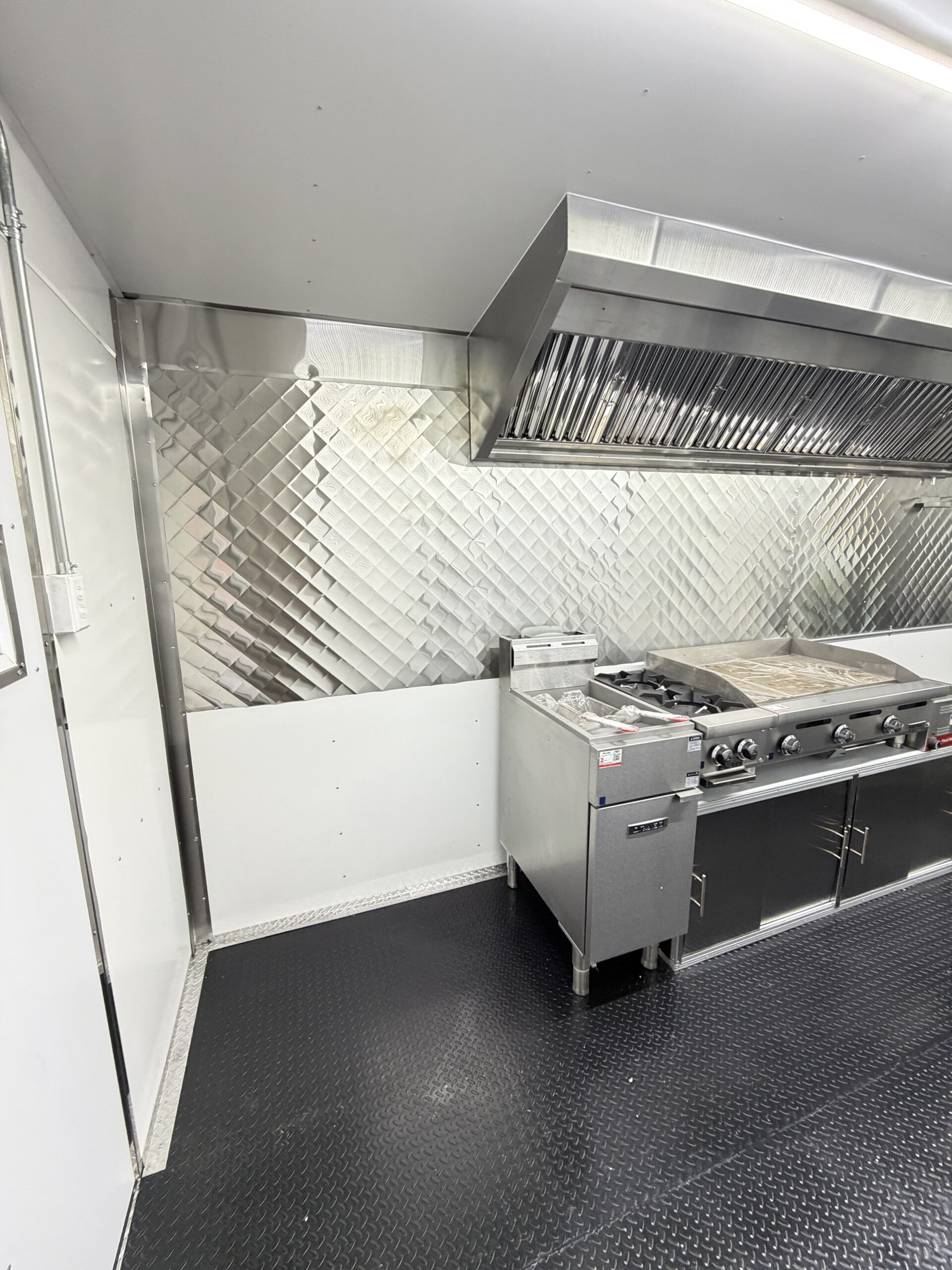 Black 8x20’ Food Trailer | Premium Mobile Kitchen - Image 19