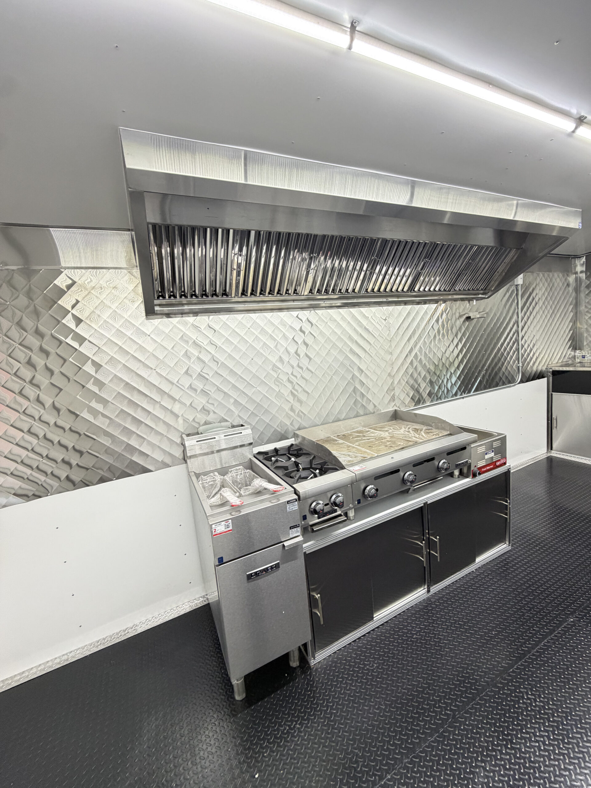 Black 8x20’ Food Trailer | Premium Mobile Kitchen - Image 20