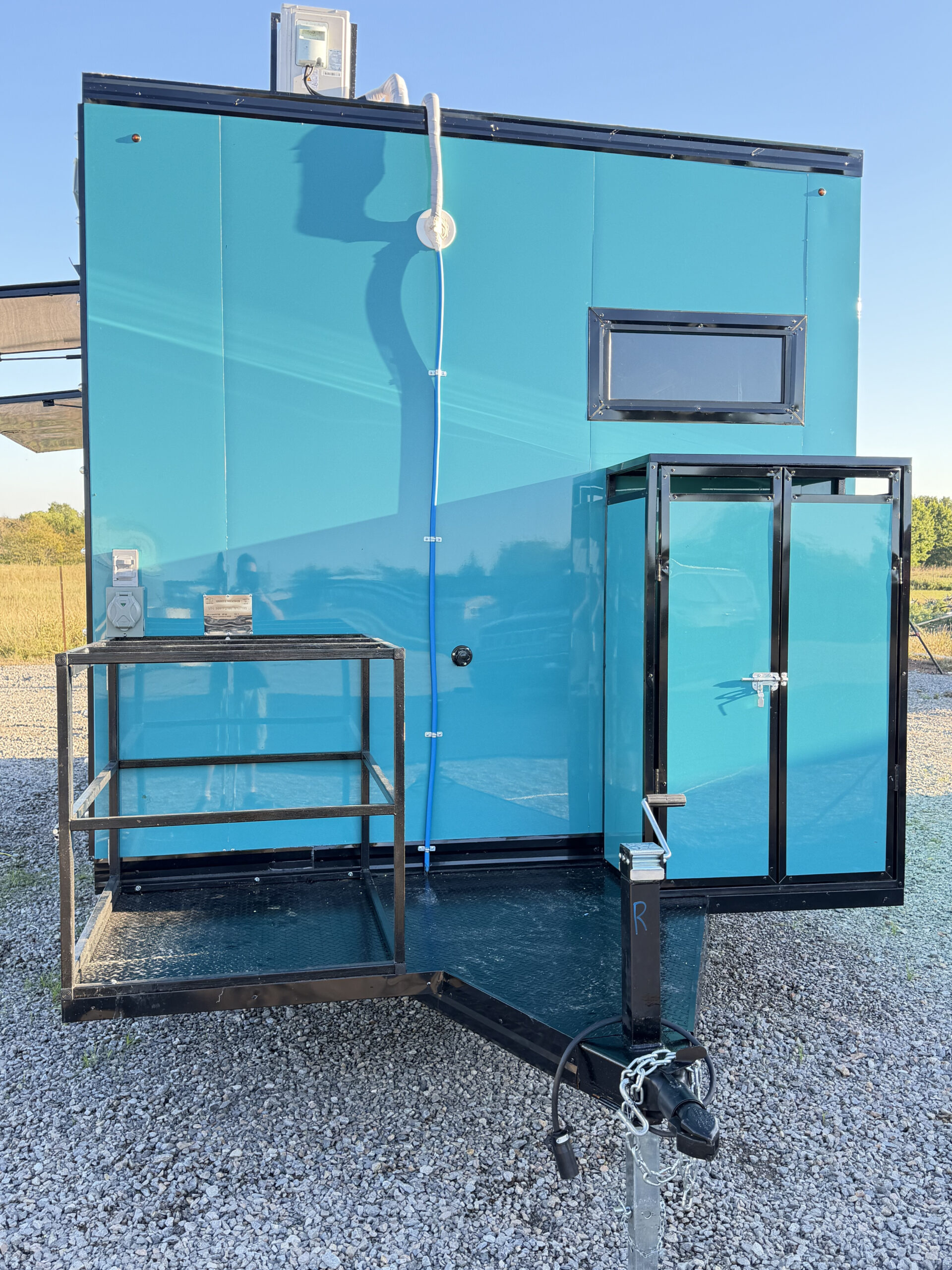 Turquoise 8x16 Food Trailer - Image 5