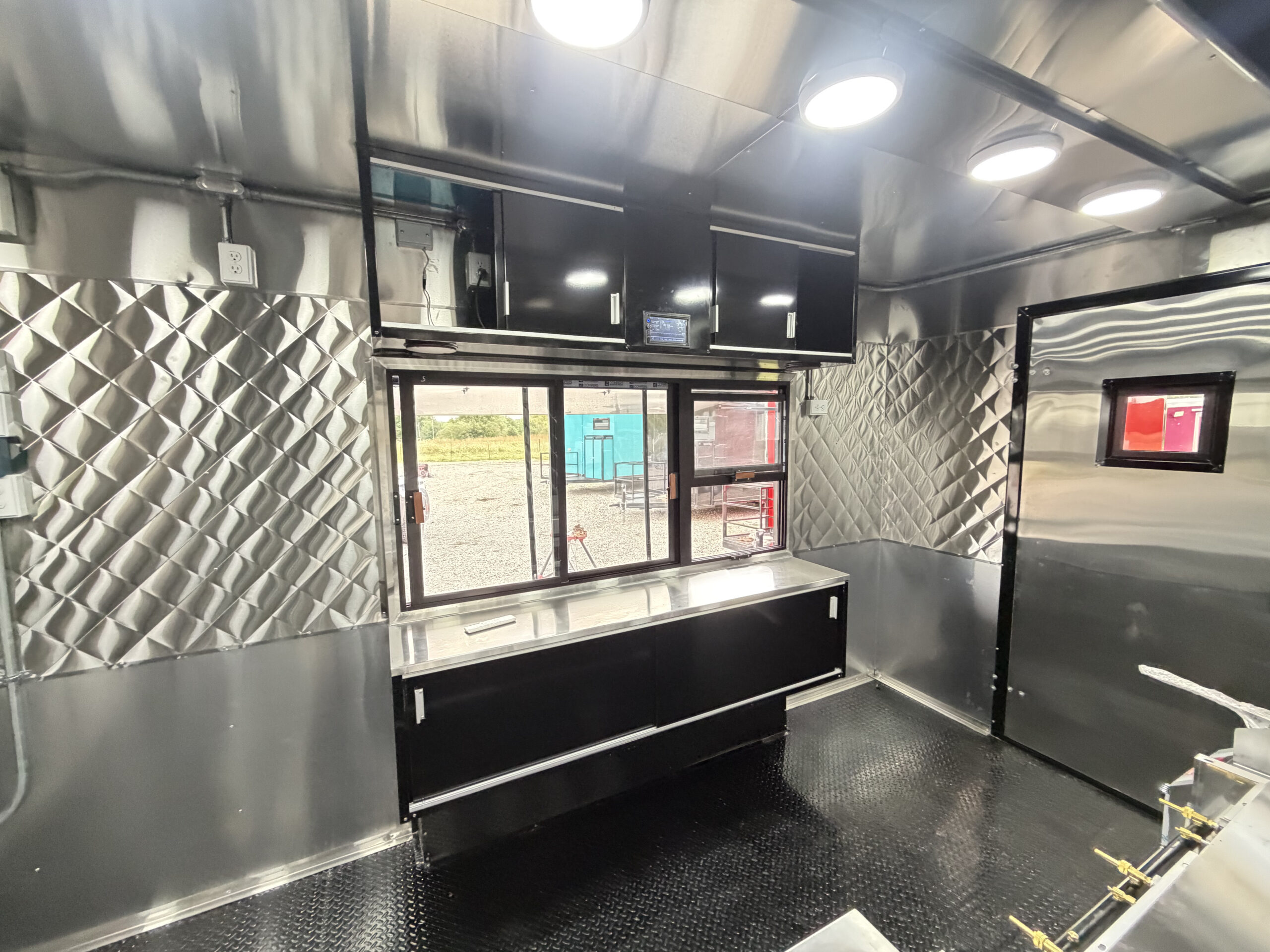 Turquoise 8x16 Food Trailer - Image 18